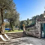 Stony Volcano View Villa SantʼAgata sui Due Golfi
